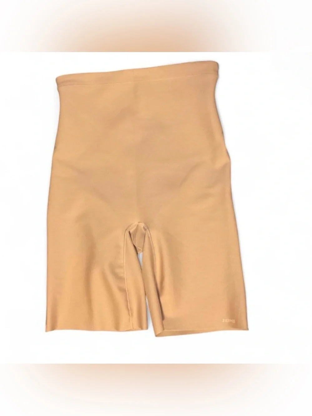 SKIMS Core Sculpt Mid Rise Short - (New with tags)